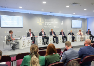 Состоялась панельная дискуссия на тему «Правовые эксперименты: драйверы или риски?»