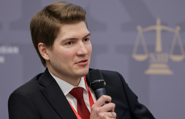 О людях, процессах и технологиях в контексте работы государственных юридических служб поговорили на ПМЮФ 25 О людях, процессах и технологиях в контексте работы государственных юридических служб поговорили на ПМЮФ 25