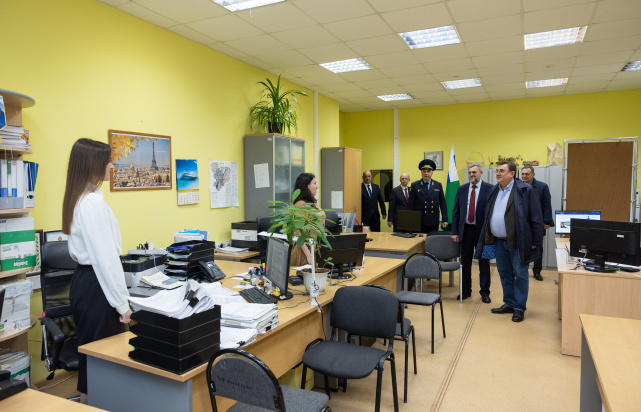 DOV_9540.jpg